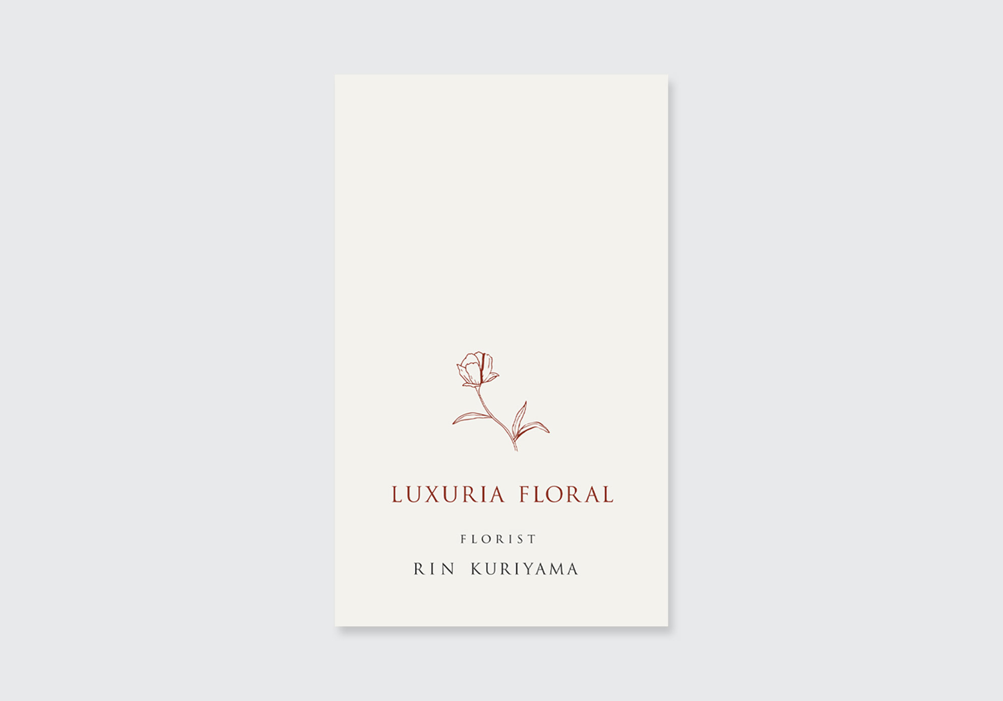 エレガントな花の線画を使ったフラワーコーディネーター向け名刺デザイン